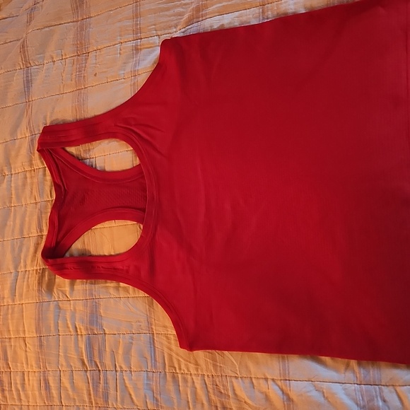 Swiftly Tech Racerback Tank Top - Picture 7 of 11